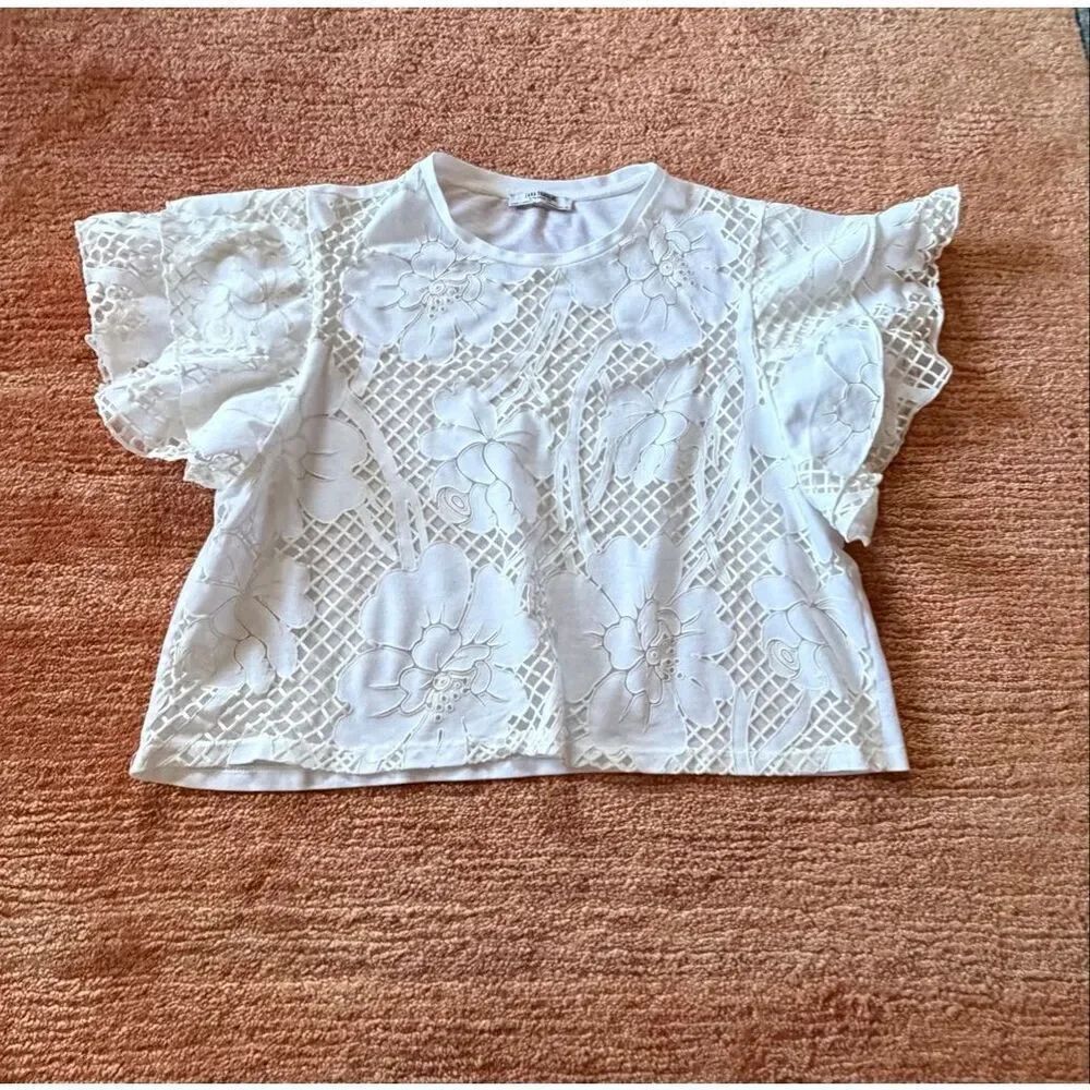 Zara Woman White/Cream Floral Appliqué Top Size S